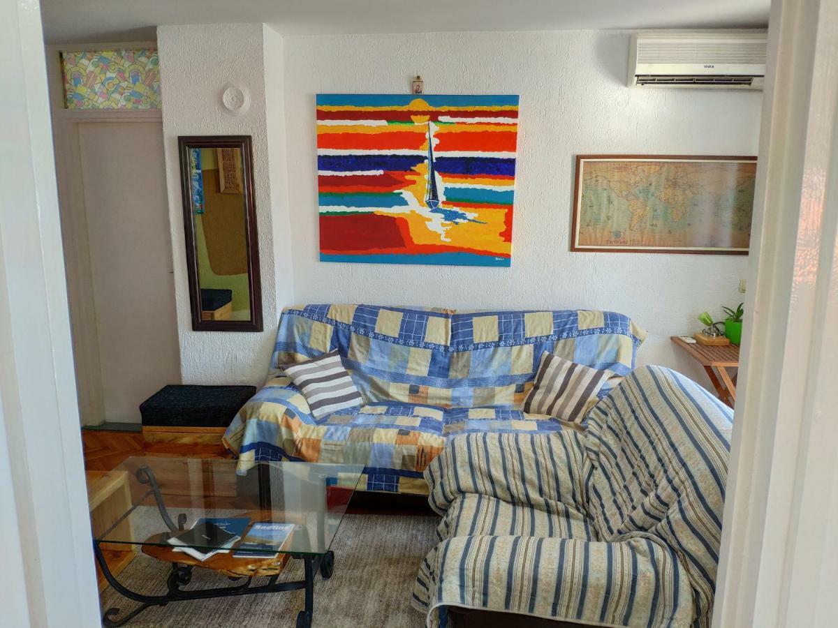 Apartman La Siesta Bar Exterior photo