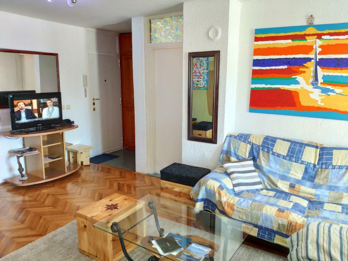 Apartman La Siesta Bar Exterior photo